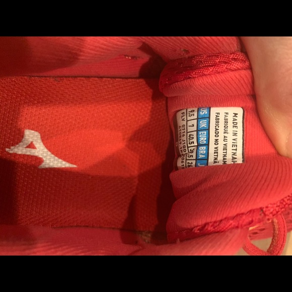 Mizuno Wave Rider 20 Running Shoe Red 9.5 - Picture 4 of 6